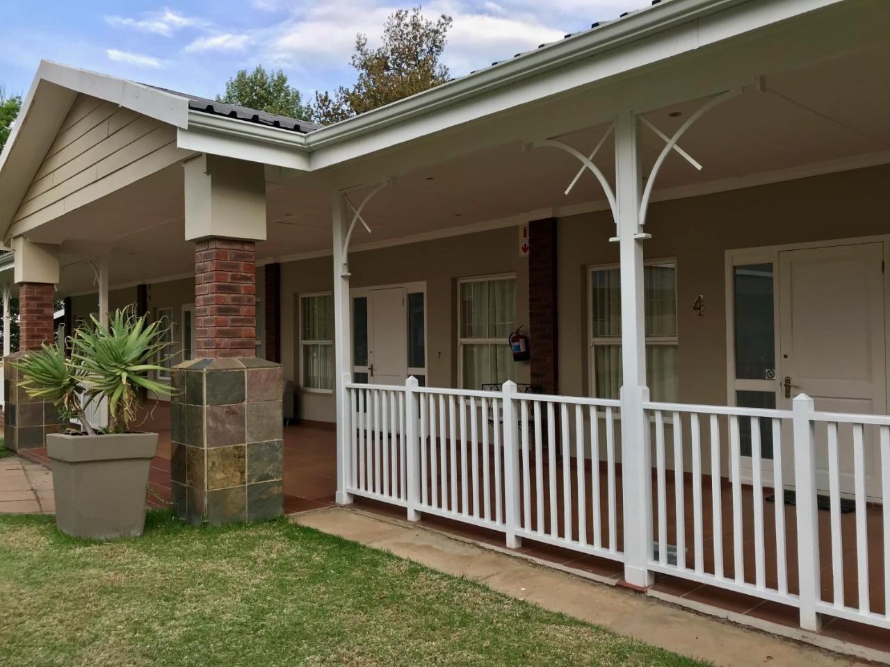 Anathi Hotel Kokstad  Luaran gambar