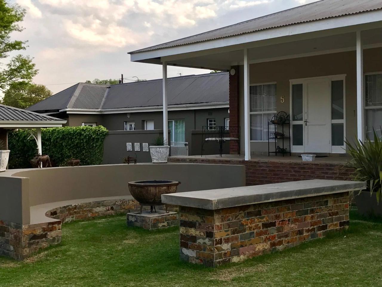 Anathi Hotel Kokstad  Luaran gambar