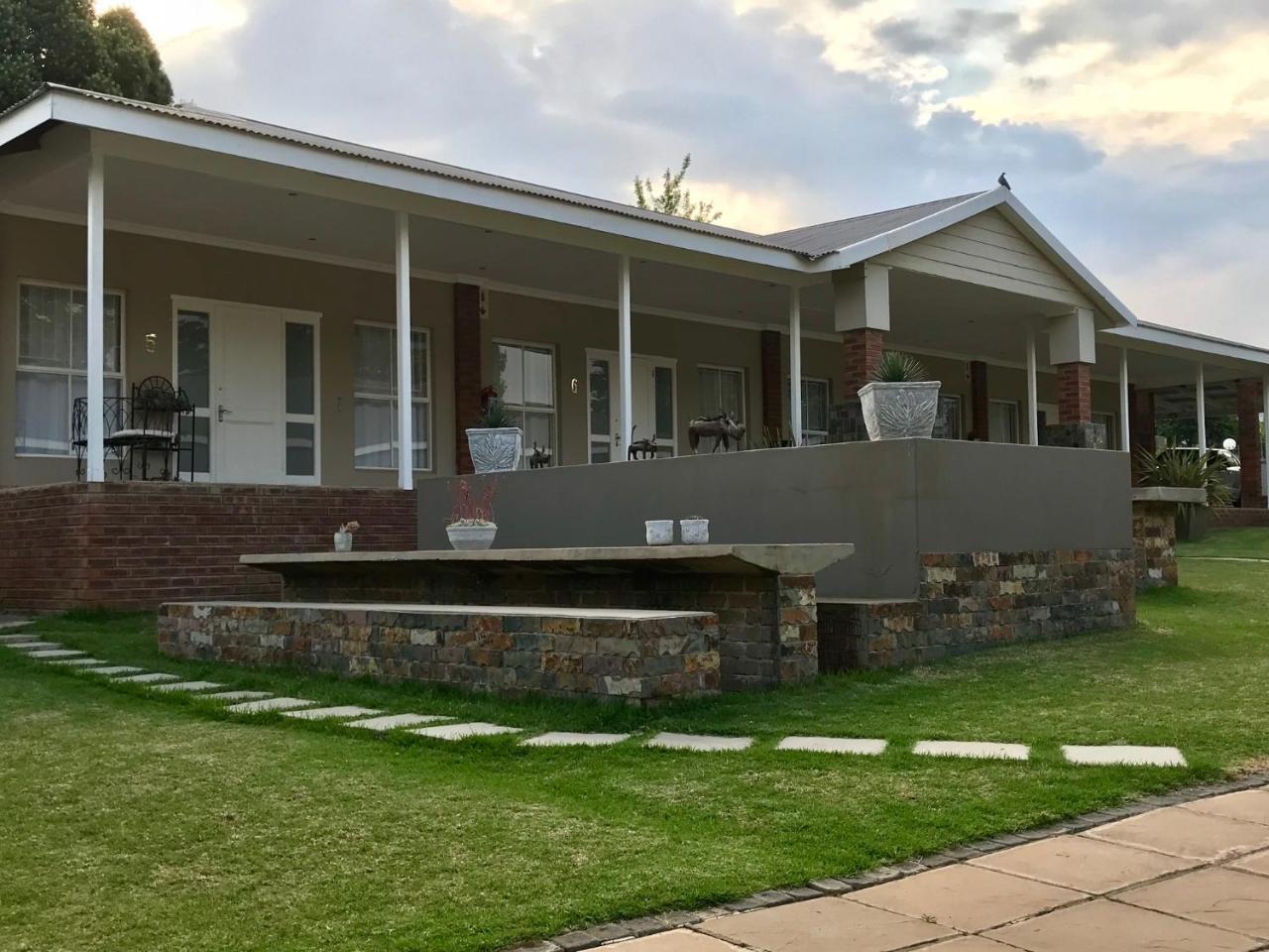 Anathi Hotel Kokstad  Luaran gambar